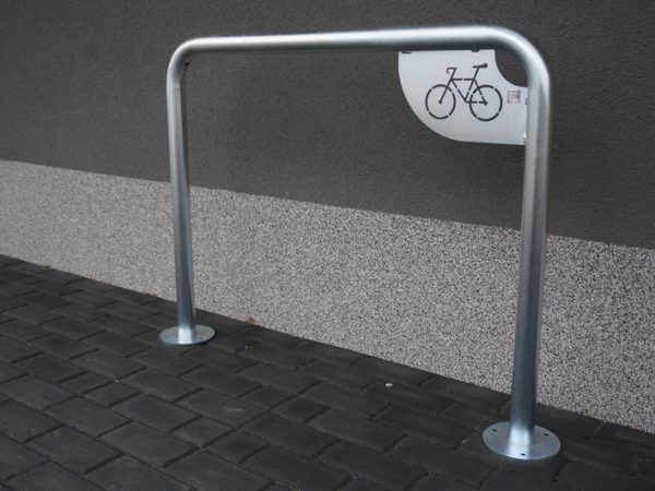 Anlehnbügel Fahrradständer U-15 oval mit Schild „Parkplatz” - Durchmesser Rohr: Ø 48