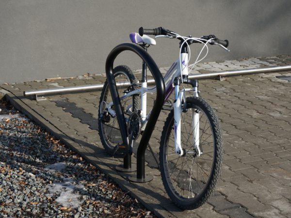 Einzelparker/Fahrradständer U-18 aus Stahl oder Edelstahl - Durchmesser Rohr: 3mm