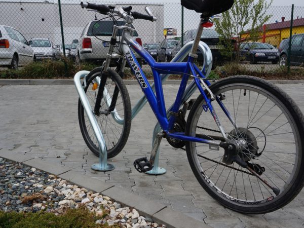Einzelparker / Fahrradständer  U-19 wahlweise zum Aufdübeln oder Einbetonieren - Durchmesser Rohr:
